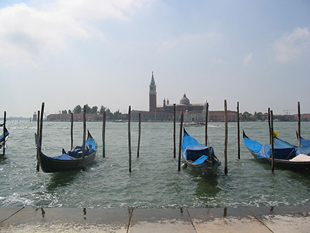 Venice, Gondoles